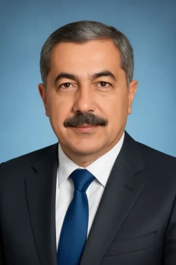 احمد رجب‌خواه شلمانی – شریک مؤسسه